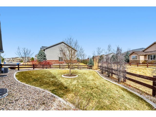 101 Siesta Key Ct, Windsor, CO 80550