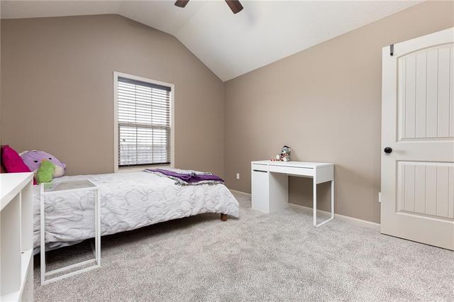 21283 W 107th Place, Olathe, KS 66061