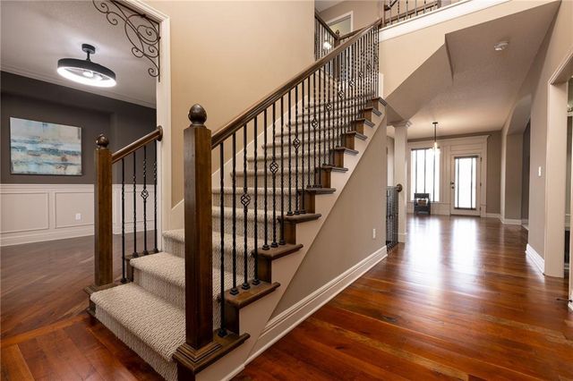 21283 W 107th Place, Olathe, KS 66061