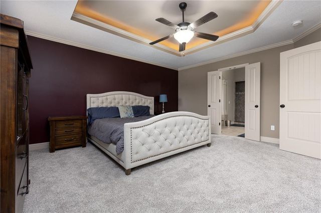 21283 W 107th Place, Olathe, KS 66061