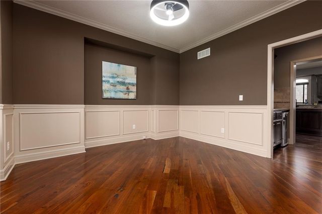 21283 W 107th Place, Olathe, KS 66061