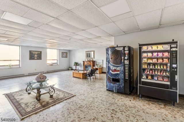 170 Lafayette Ave 11-E, Passaic City, NJ 07055