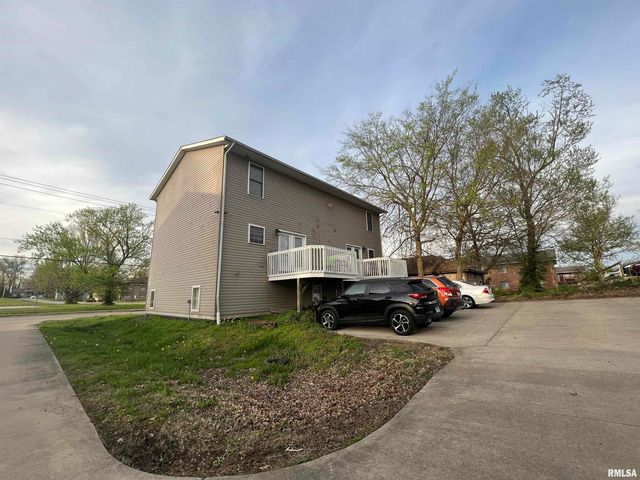 305 & 307 E MILL Street, Carbondale, IL 62901