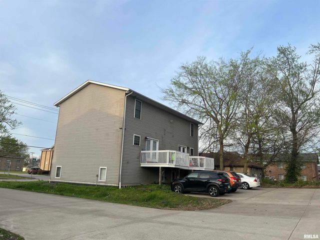 305 & 307 E MILL Street, Carbondale, IL 62901