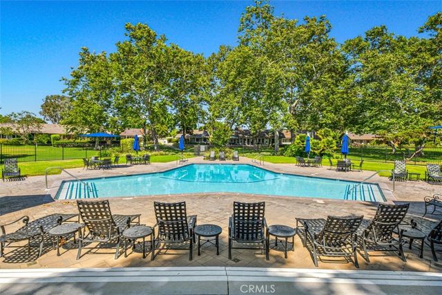 424 Onda, Newport Beach, CA 92660
