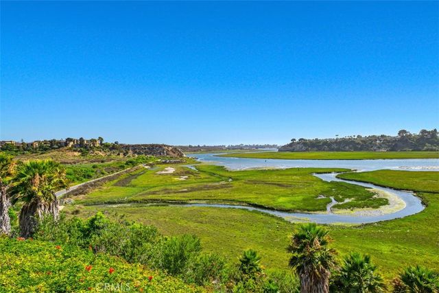 424 Onda, Newport Beach, CA 92660