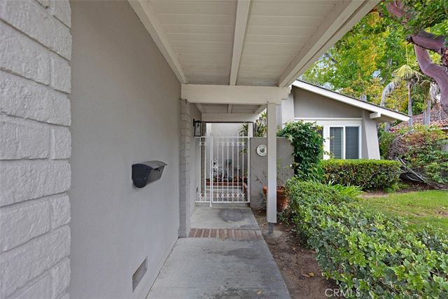 424 Onda, Newport Beach, CA 92660