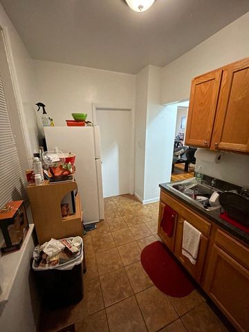 641 W ROSCOE Street W1, Chicago, IL 60657