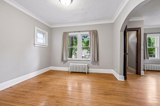 2720 McNair Drive N, Robbinsdale, MN 55422