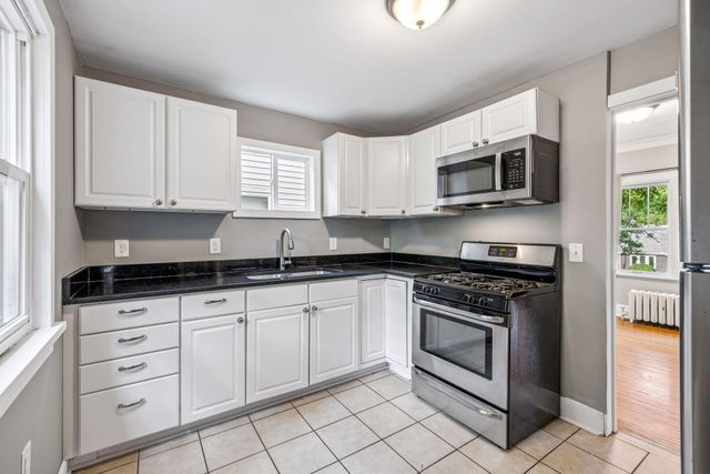 2720 McNair Drive N, Robbinsdale, MN 55422