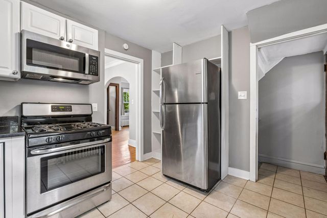 2720 McNair Drive N, Robbinsdale, MN 55422
