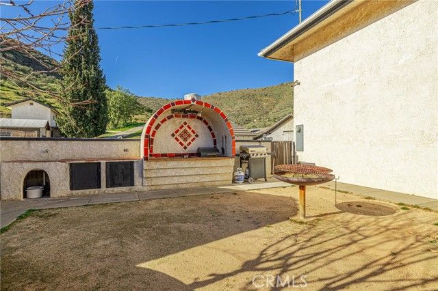 34201 Territory Road, Agua Dulce, CA 91390