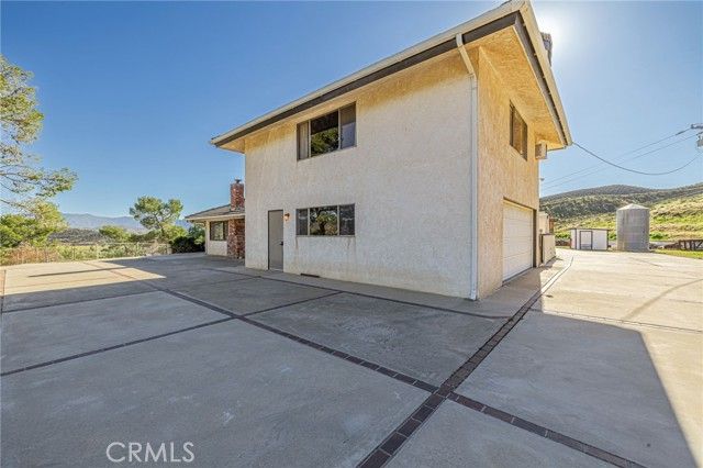 34201 Territory Road, Agua Dulce, CA 91390