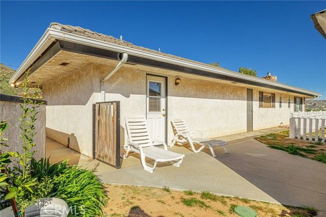 34201 Territory Road, Agua Dulce, CA 91390