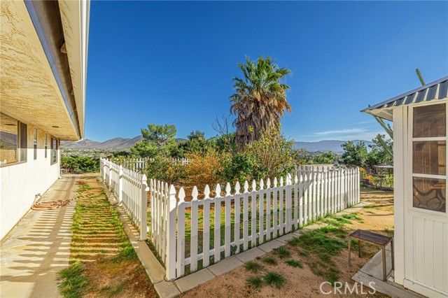 34201 Territory Road, Agua Dulce, CA 91390