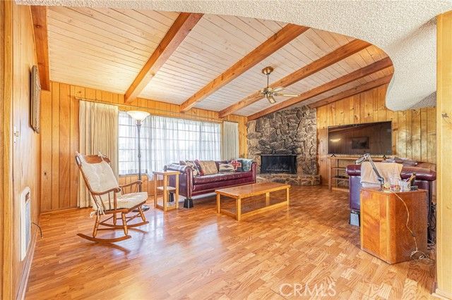 34201 Territory Road, Agua Dulce, CA 91390