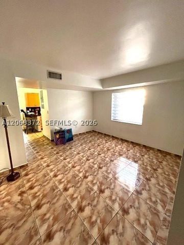 5274 W 25th Ln 206, Hialeah, FL 33016