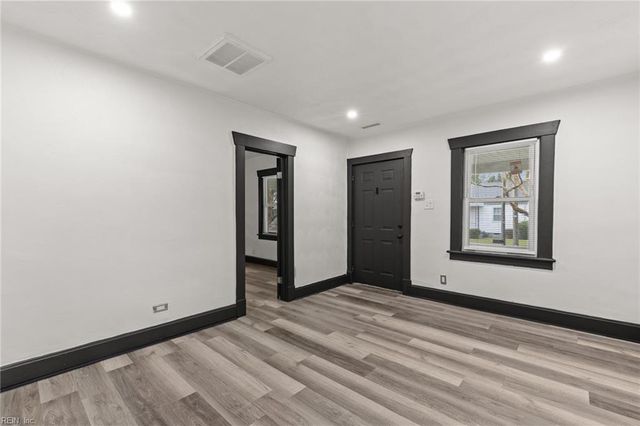 3105 Somme AVE, Norfolk, VA 23509