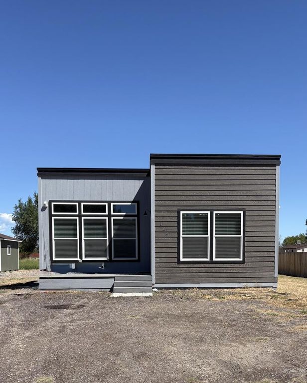 123 E Byrd Dr, Pueblo West, CO 81007