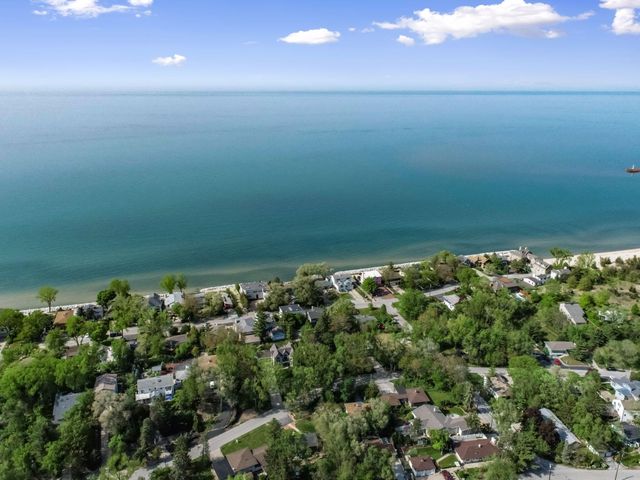 99 Diana Road, Portage, IN 46368