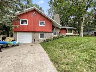 99 Diana Road, Portage, IN 46368