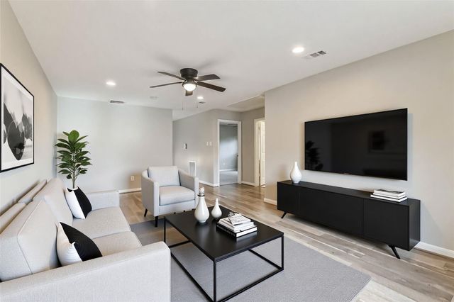 5115 Green Springs Drive, Houston, TX 77066