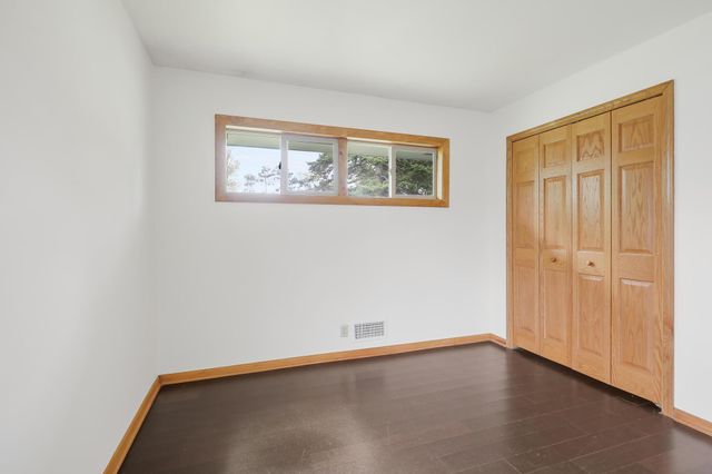 9112 Dupont Avenue S, Bloomington, MN 55420