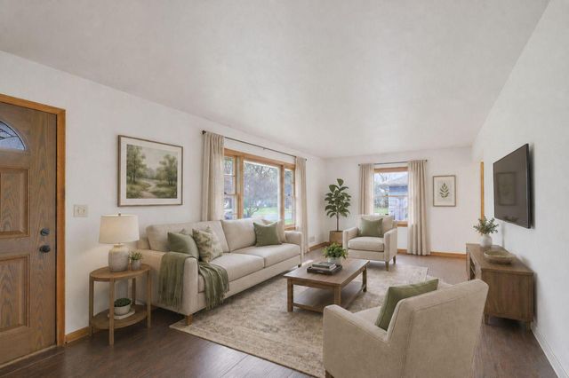 9112 Dupont Avenue S, Bloomington, MN 55420