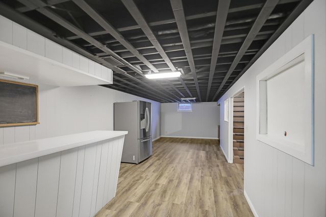 9112 Dupont Avenue S, Bloomington, MN 55420