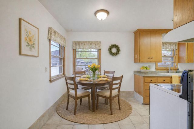 9112 Dupont Avenue S, Bloomington, MN 55420