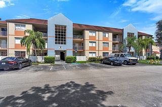 18830 NW 57th Ave 304, Hialeah, FL 33015