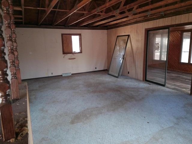 142 Beach Avenue, Edgerton, WI 53534