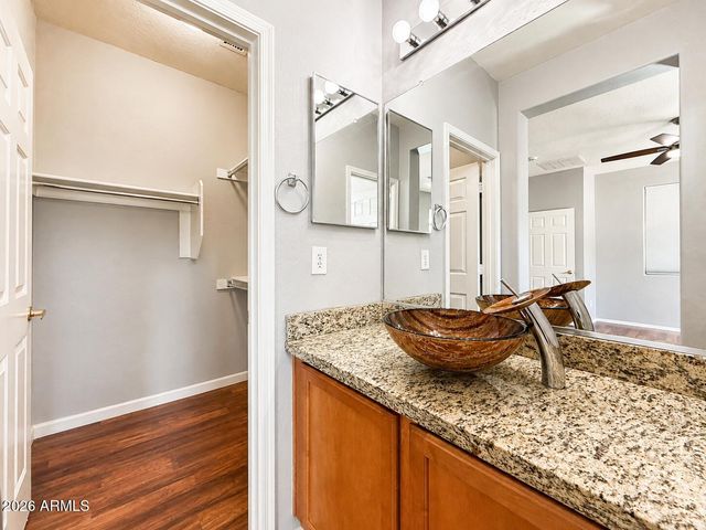 40011 N PANTHER CREEK Court, Anthem, AZ 85086