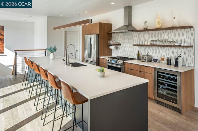 1110 Sterling Av, Berkeley, CA 94708