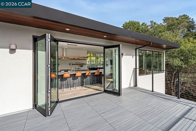 1110 Sterling Av, Berkeley, CA 94708