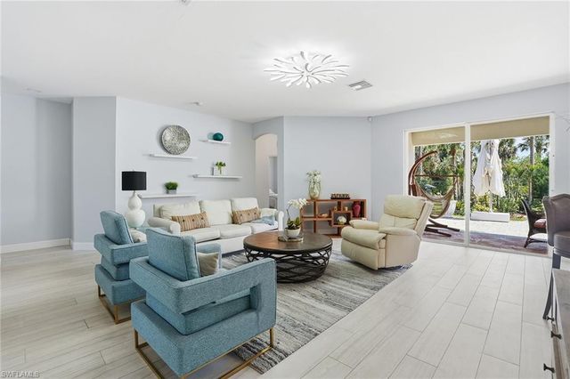4404 16th AVE SE, Naples, FL 34117