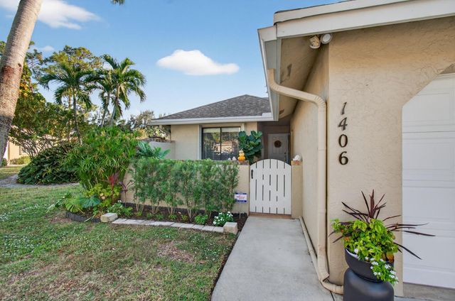 1406 Maplewood Drive, Greenacres, FL 33415