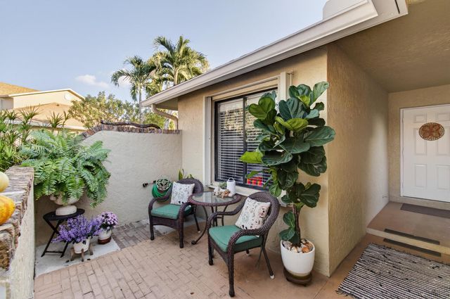 1406 Maplewood Drive, Greenacres, FL 33415