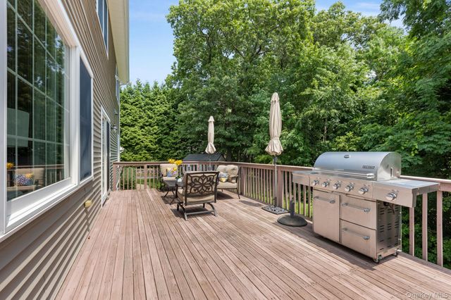 128 Apple Hill Road, Brewster, NY 10509