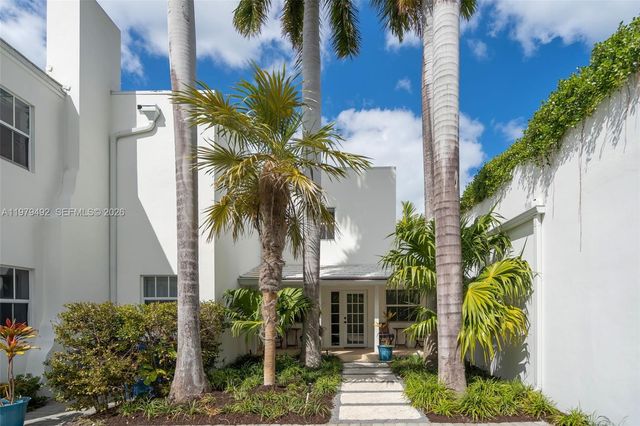 707 W 54th Street, Miami Beach, FL 33140