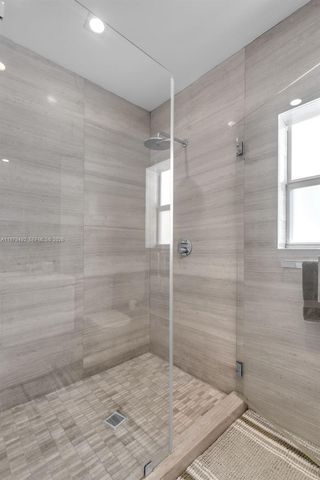 707 W 54th Street, Miami Beach, FL 33140