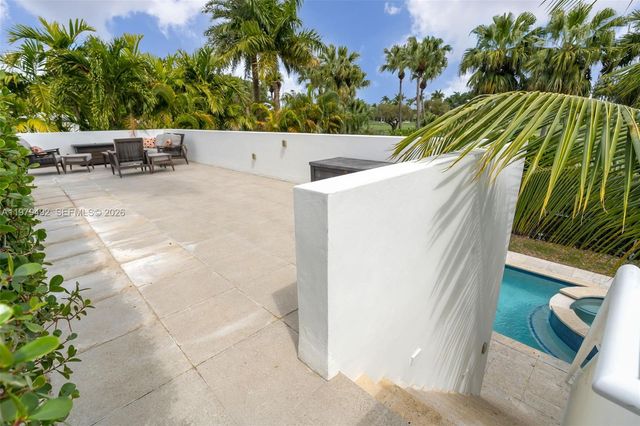 707 W 54th Street, Miami Beach, FL 33140
