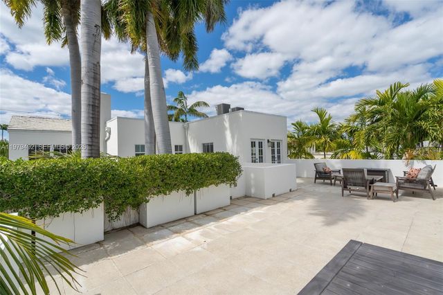 707 W 54th Street, Miami Beach, FL 33140