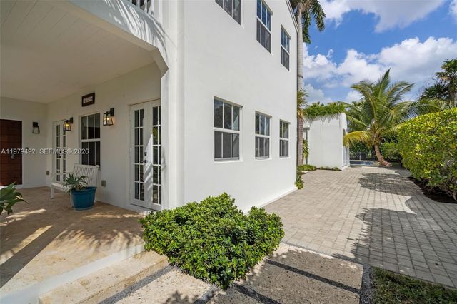 707 W 54th Street, Miami Beach, FL 33140
