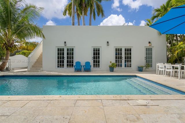 707 W 54th Street, Miami Beach, FL 33140