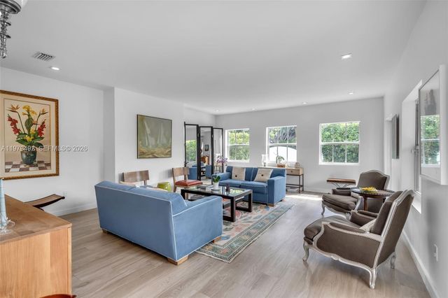 707 W 54th Street, Miami Beach, FL 33140