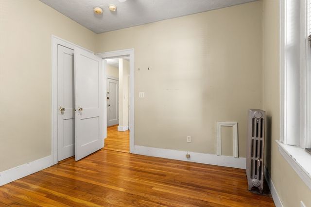 590 Washington St 3, Brookline, MA 02446