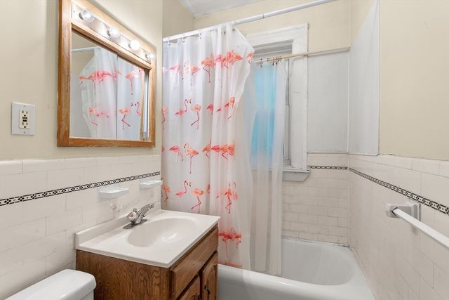 590 Washington St 3, Brookline, MA 02446