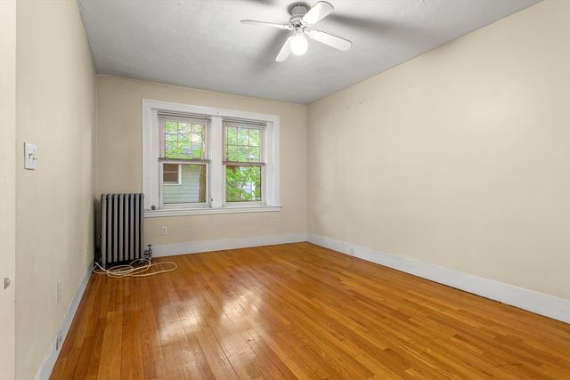 590 Washington St 3, Brookline, MA 02446