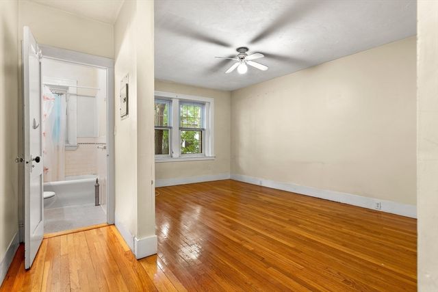 590 Washington St 3, Brookline, MA 02446